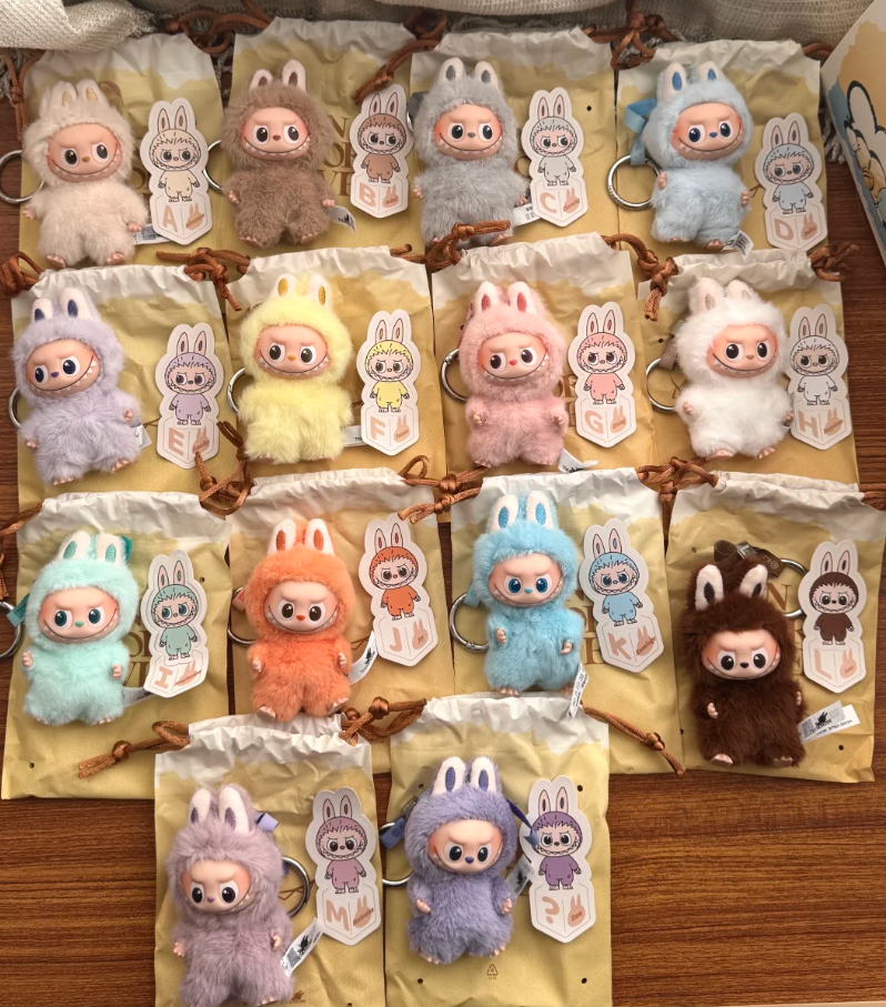 09440 Pop Mart The Monsters (A-M) blind box pin for love