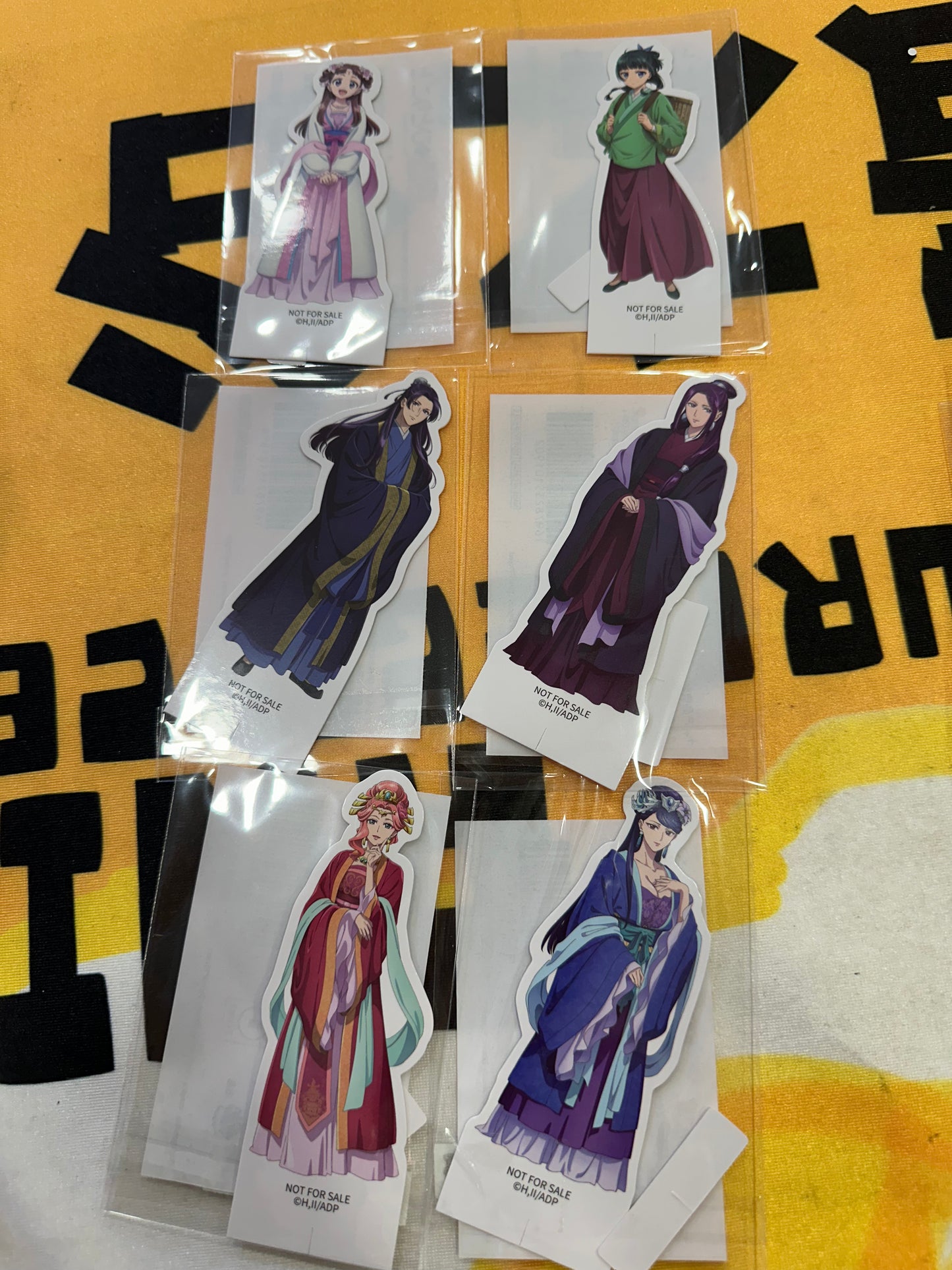 The Apothecary Diaries Character paper stand
