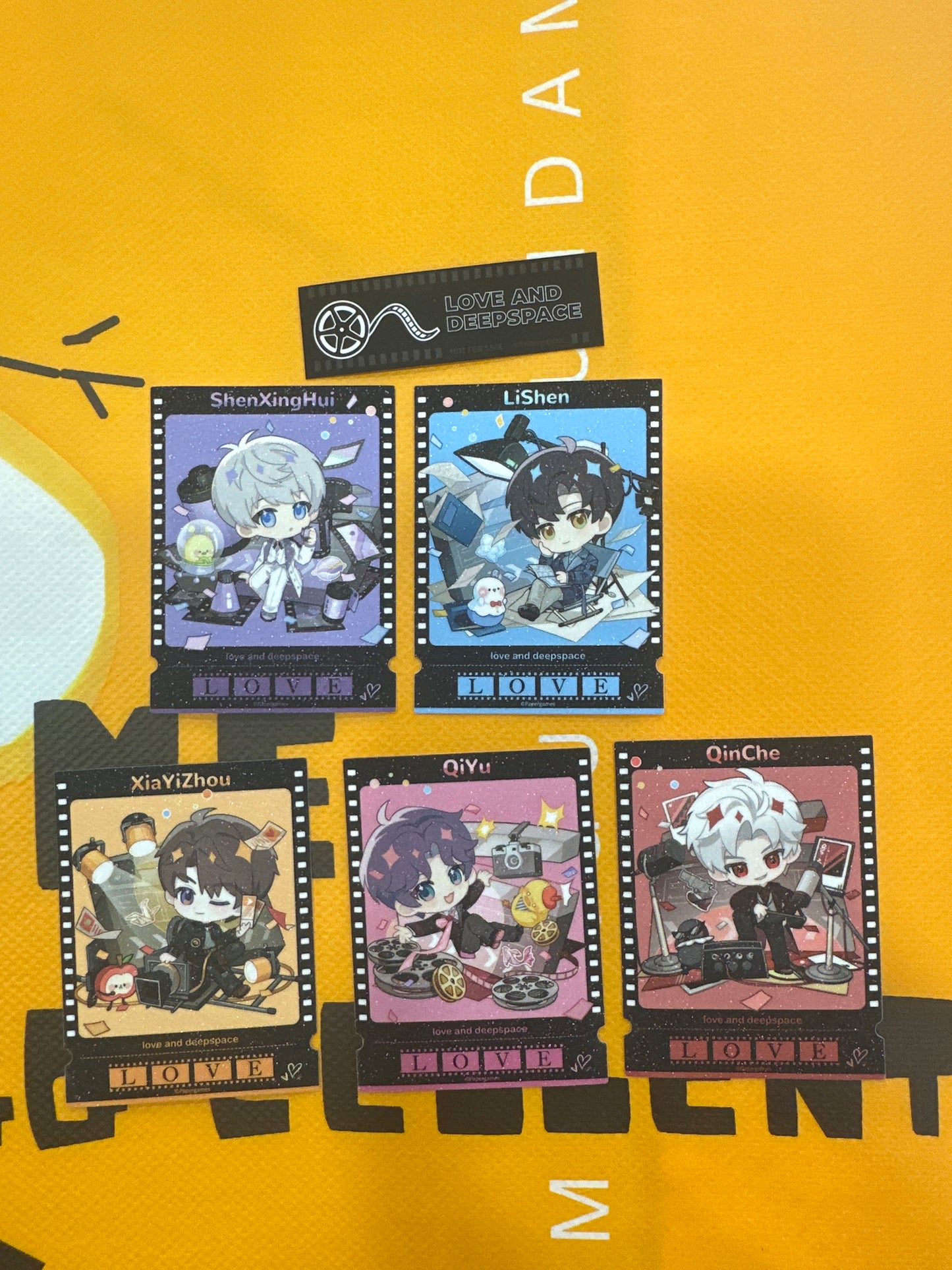 43542 Love and deepspace stickers set