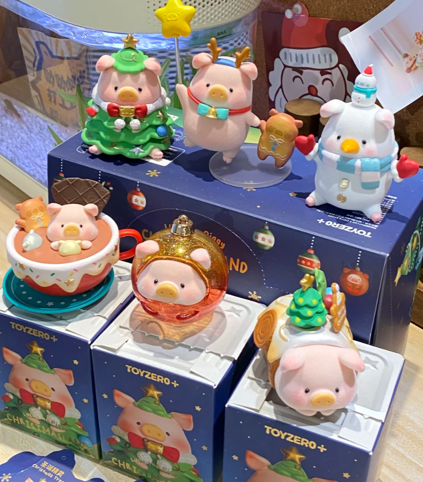 33075 LuLu The Piggy ChristmasLand series blind box