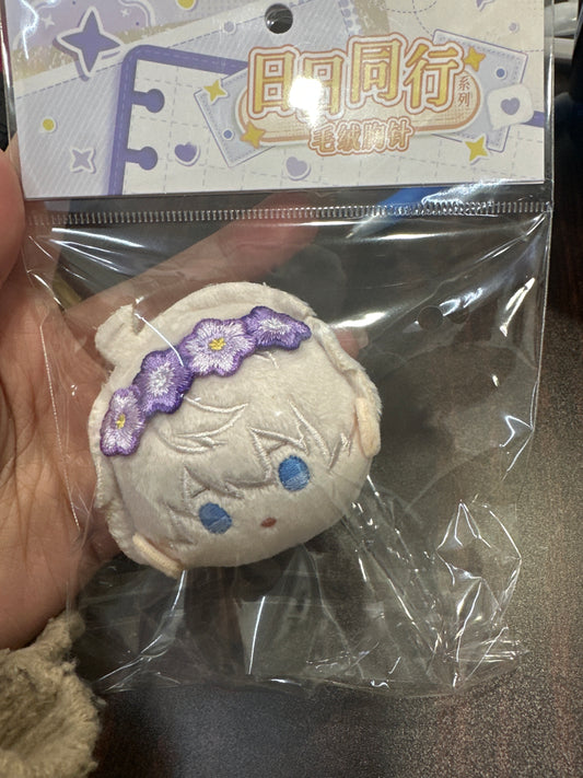 33704 Xavier love and deepspace plush brooch