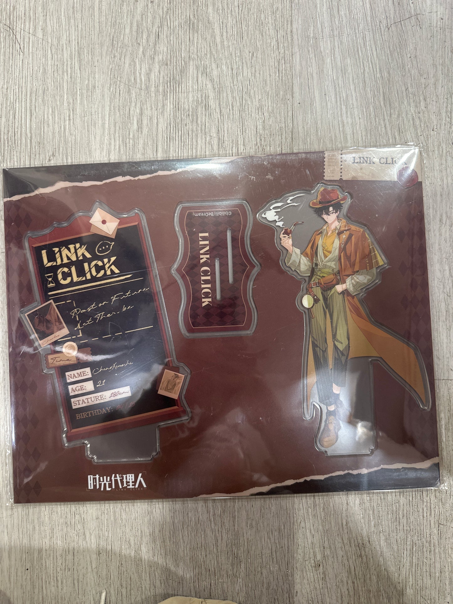 71630 Link Click-Enigma Files-Standee-Cheng Xiao Shi