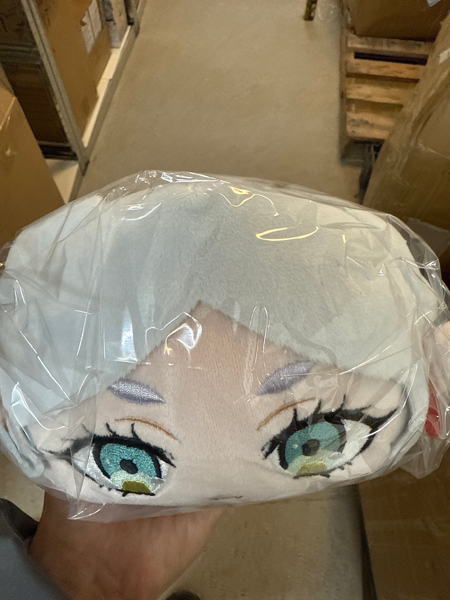 61885 freriran laying plushy