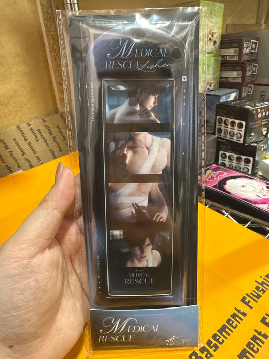 33469 Love and deepspace Zayne film card set