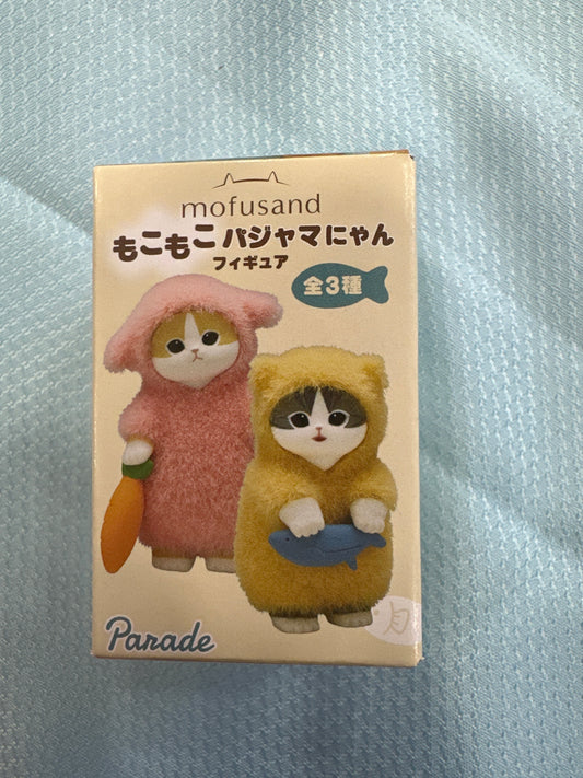 62852 Mofusand pajamas blind box