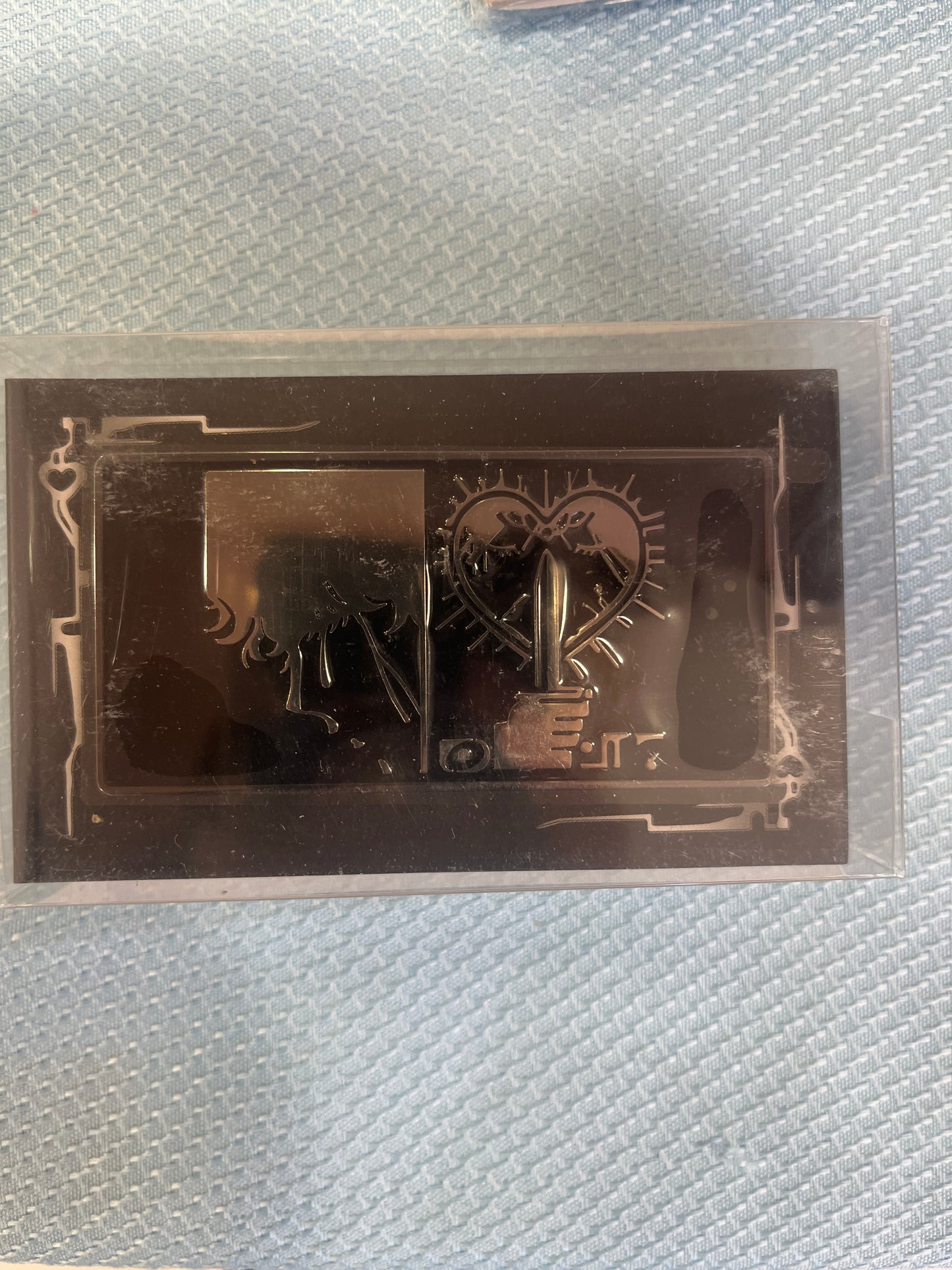 34125 Alien Stage Karmic Angel Metal badge Luka