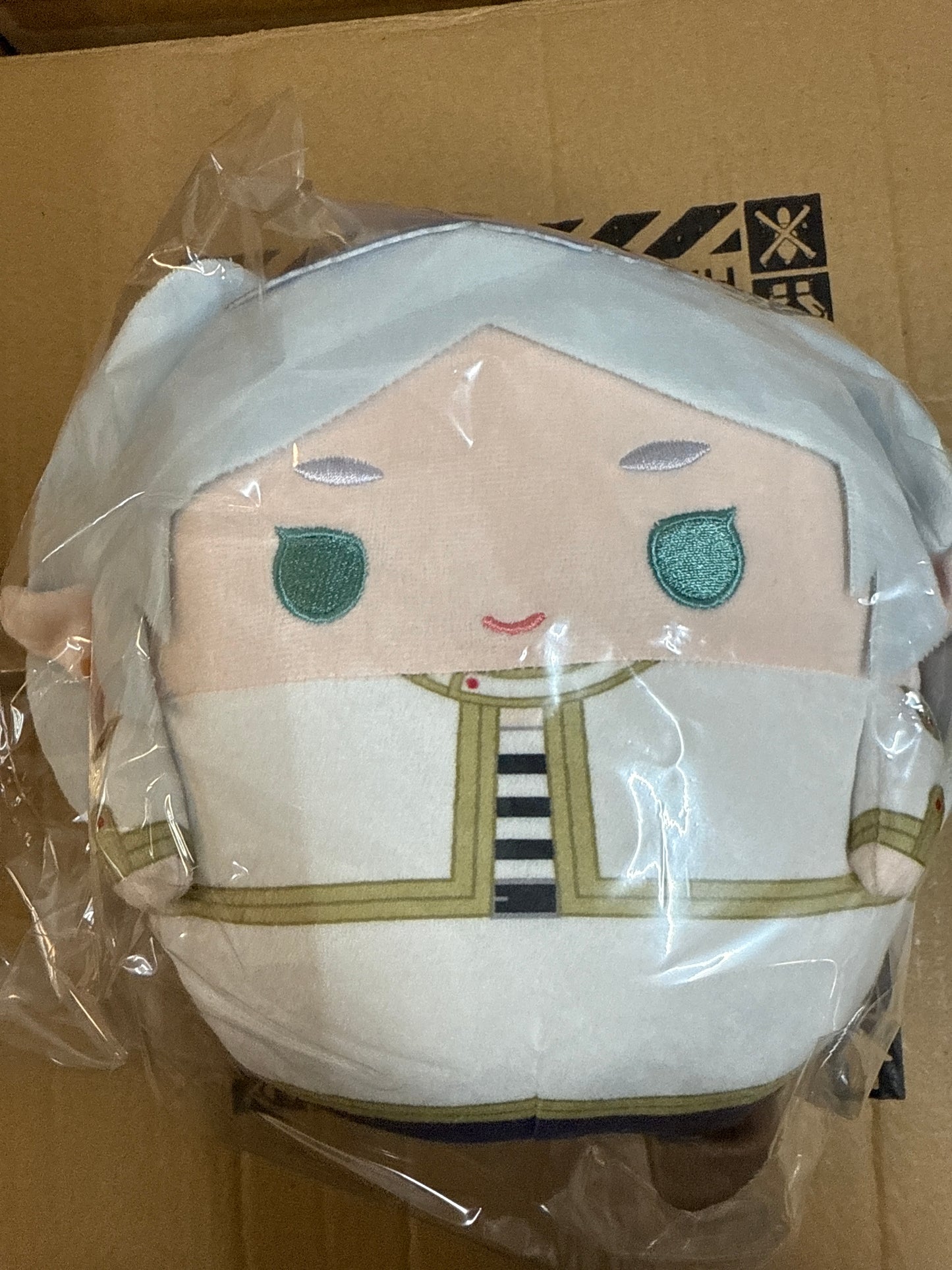 61883 Freriran round plushy