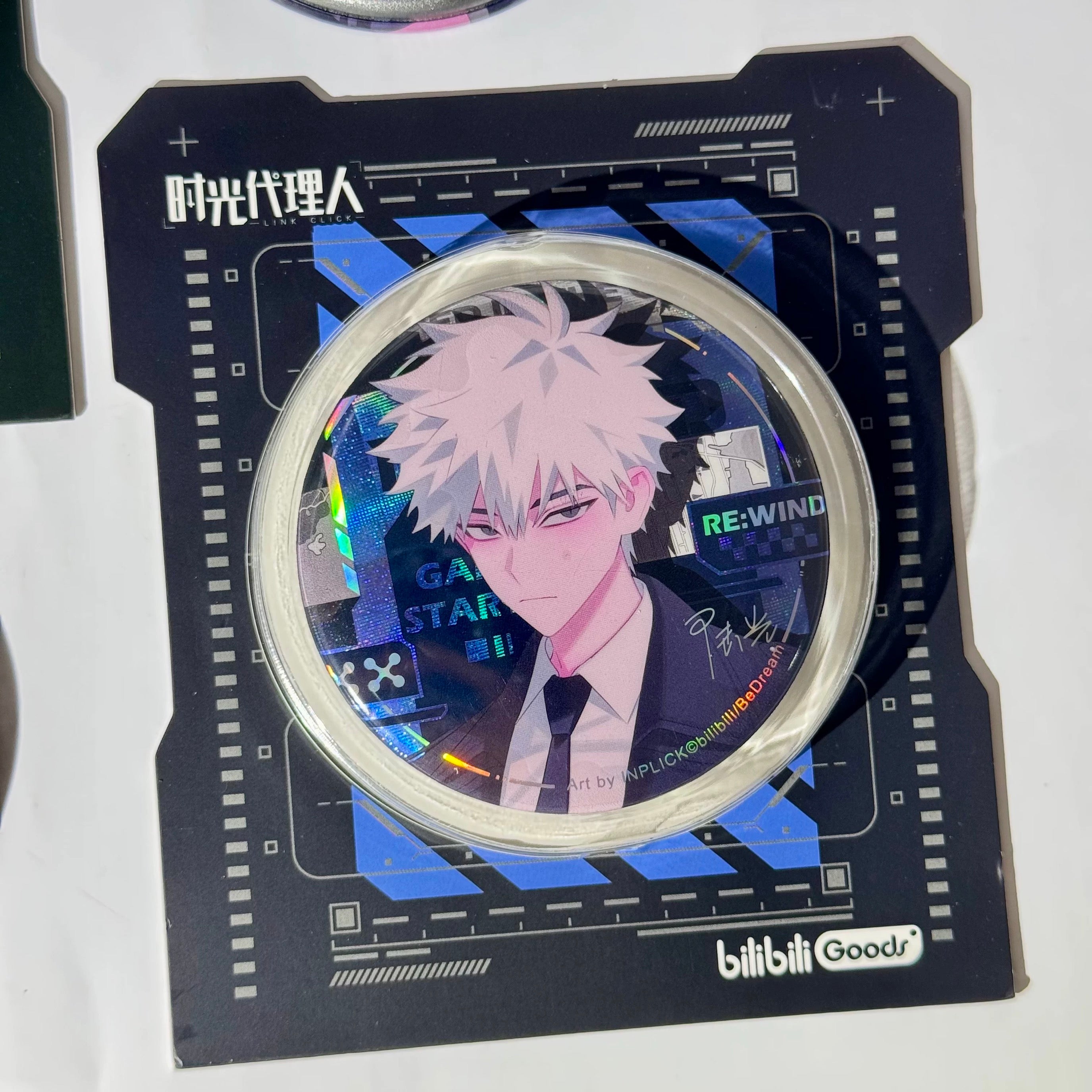 66145 LinkClick 75mm LuGuang Badge – Anime Figure Egg-Cellent