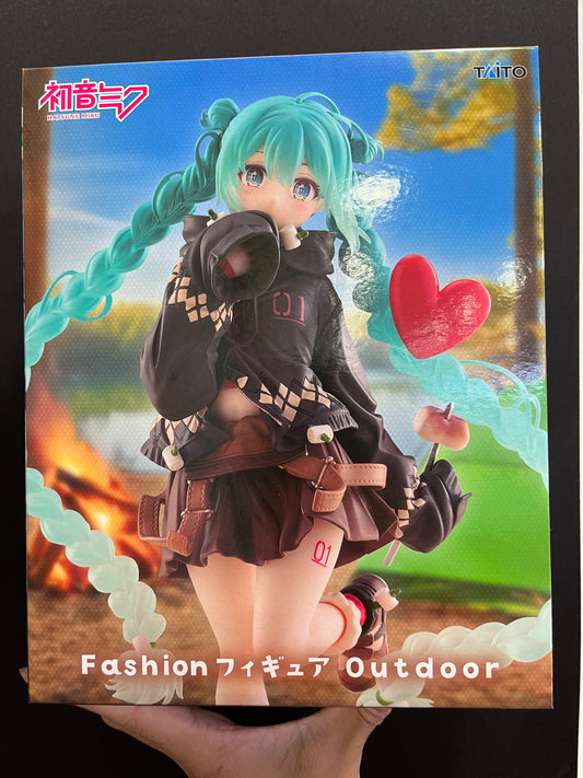 40446 Hatsune Miku Figure-Fashion (Outdoor ver.)