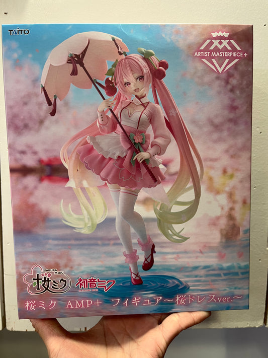 40457 Sakura miku Amp+Figure （sakura dress ver）