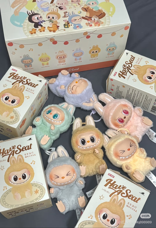 25520 Popmart Labubu Have a Seat Blind Box